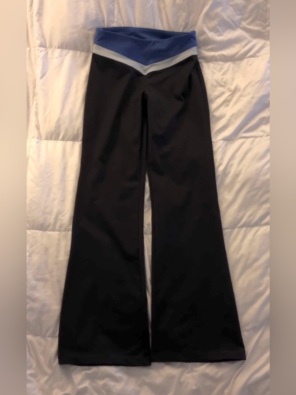 Victoria’s Secret X Blue Contrast Flared Leg Workout Pants Y2k